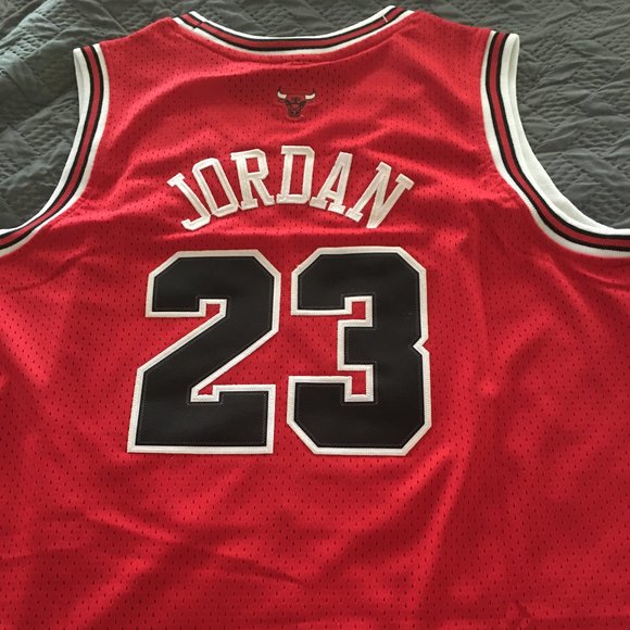 Youth Michael Jordan Chicago Bulls Jersey - Picture 4 of 4